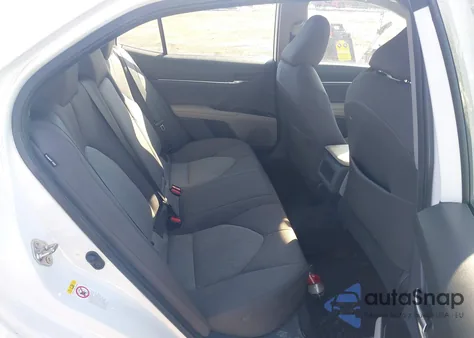 2019 Toyota Camry Le z USA, uszkodzony, nr VIN 4T1B11HK2KU198539